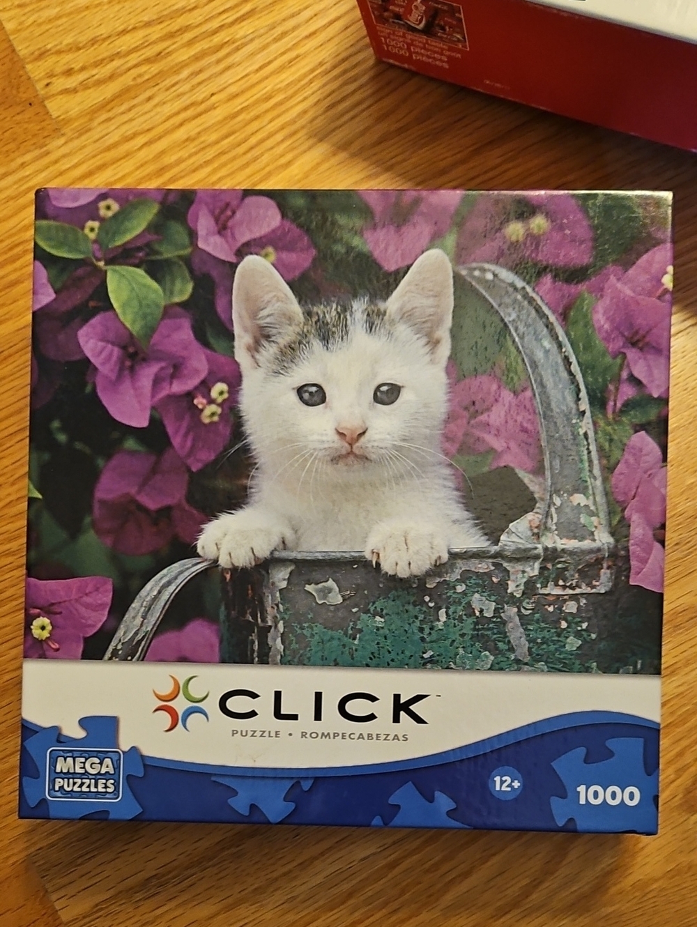 1000-Piece Cat Puzzle - White Kitten with Purple Flowers
